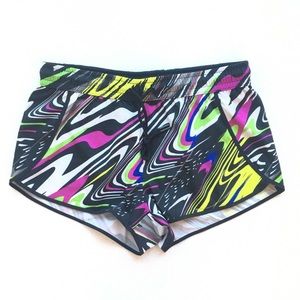 NEW Fabletics Carrie Short Multi-Color Pattern